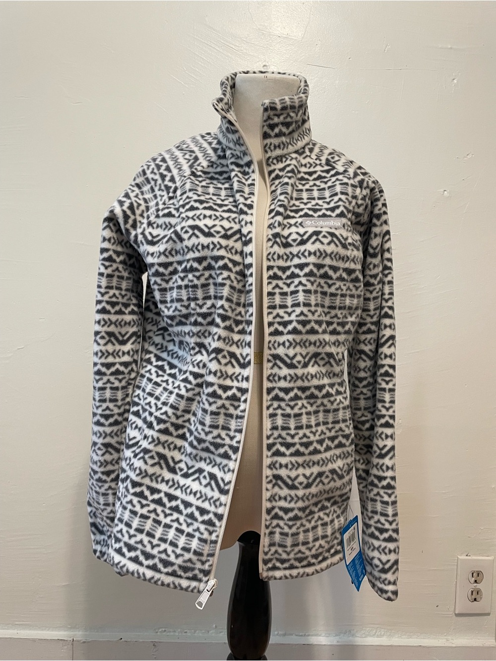Columbia Women's White & Gray Geometric Fleece Jacket